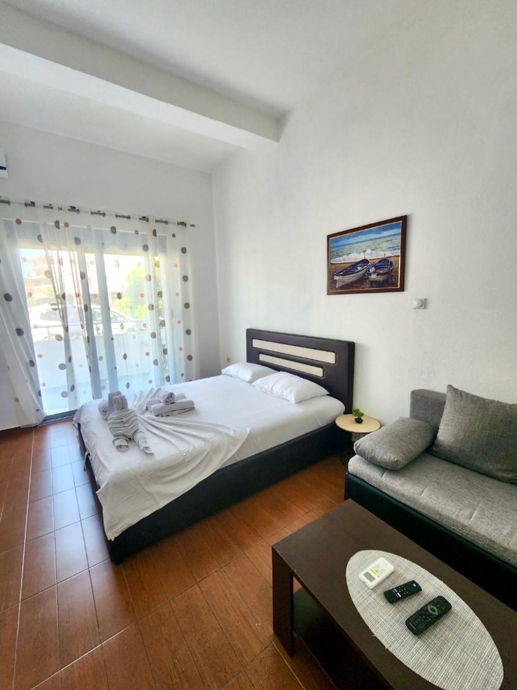 Sunrise Apart-Hotel Ulcinj Esterno foto